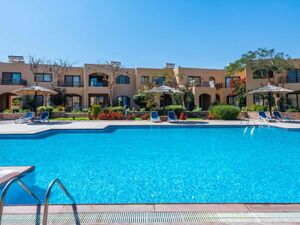 1 BDR in Exclusive Compound with Private Beach Access