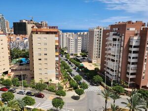 Property in Spain. Apartment sea views in Benidorm