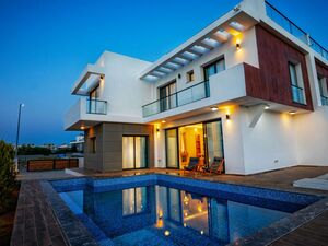 Modern 3-bed smart villas with space, style, and privacy.