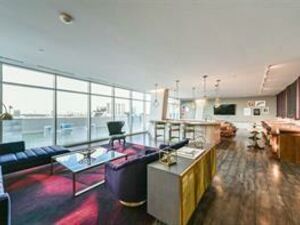 Condo in High Rise Houston Galleria Area