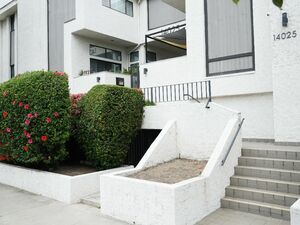 Live Large in the Heart of Sherman Oaks – Minutes to Studios