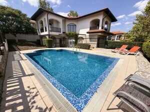 House with 3 Bedrooms and Private Pool, The Vineyards Resort