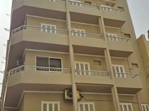 FULL BULDING WITH 9APARTEMENT &4SHOPS IN HURGHADA-DOWN TOWN