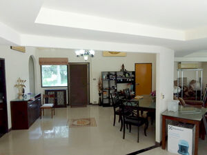 2 bed room house Pattaya Country Club