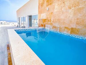 Penthouse with Rooftop Pool