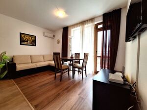 One-Bedroom Apartment with Pool View | Victorio 3