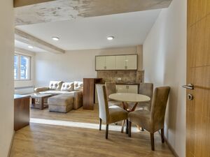 Excellent location, the very center of Zlatibor