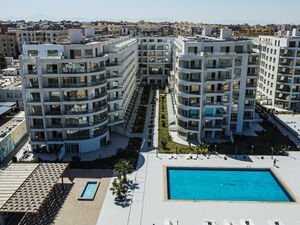 100m² 1 Bedroom Seafront Apartment with Direct Red Sea View