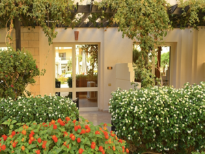 Florenza Khamsin-2 bedroom Luxury Apartment with Pool view 