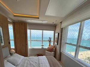 This 75m² apartment, fully decorated and designed with every