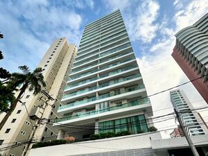 Exclusive Apartment in Meireles – High Floor