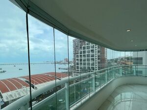 Sophisticated Beachfront Apartment – ​​Fortaleza