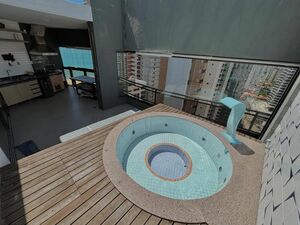 Your life at the top with an eternal ocean view