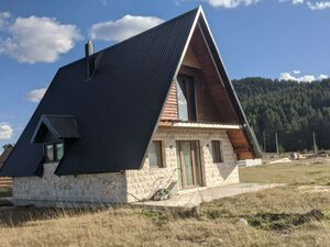 New A-frame comfortable house in 2 levels in Zabljak
