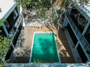 Newly Built 4-Apartment Complex by the beach