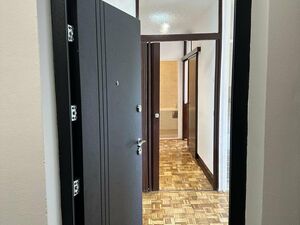 I am selling an apartment in Sremcica-Thomas Edison