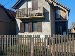 House for sale in Ljukovo-Indjija