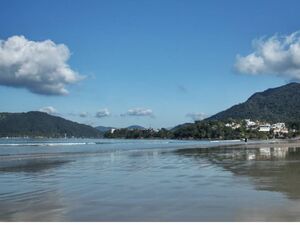 For Sale: 2000 m2 Beachfront Hotel - São Paulo - Brazil