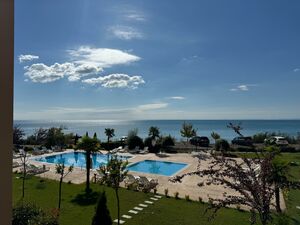 2-Bedroom Apartment with frontal Sea View | Sveti Vlas