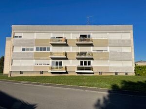 14 T-4 Apartments, all leased, hyper-center Cognac, France