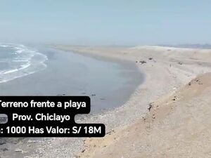 For Sale: 1000 has of beachfront land in Chiclayo province
