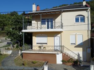 Double Residence 97 + 90 sq.m. on a Plot of 316 sq.m. 