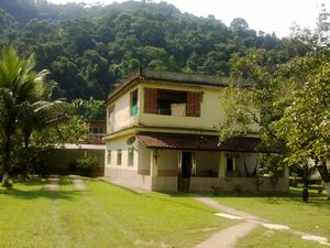 Big House Tropical  Forest Village