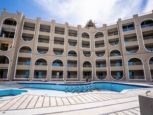 Luxury 63m² Ground Floor Studio with Sea & Pool View 