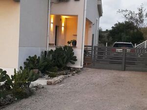 sh 851, villa, Termini Imerese, Sicily