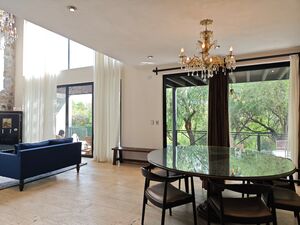 Mansion in Golf Club