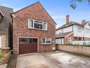 3 Bed, Detached House, For Sale