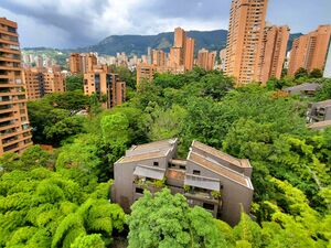 123mts, Furnished Apartment Poblado San fernando plaza