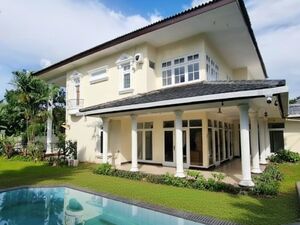 Classic Home with Private Pool in Jakarta