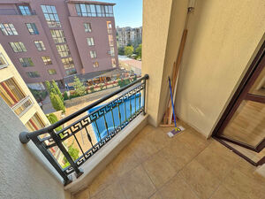  1-Bedroom Apartment with Pool View – Camelot, Sunny Beach