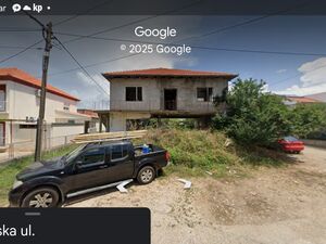 Exceptional Property with Large Plot Near City Center 