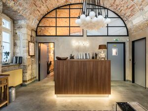 COMMERCIAL REAL ESTATE FOR SALE IN BUDAPEST