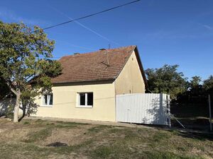 House for sale in Novi Knezevac