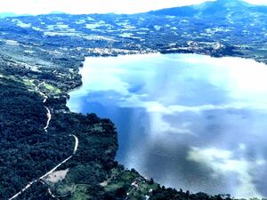 For Sale: 4700m2 Land facing a lagoon in San Martín province