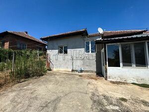 Renovated House with Large Plot Near Ruse and Byala