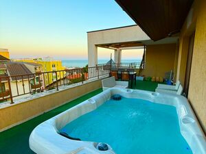 Luxury Penthouse in Porto Paradiso Complex, Sveti Vlas