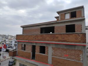 🏡 2 Unfinished 2nd-Floor Apartments