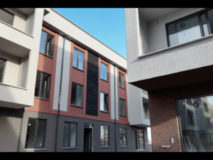 ROTACITY The river on your one side and the Sea on the other