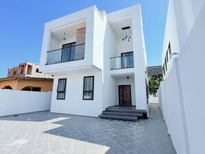 4 Bedroom House for sale at Sakumono 