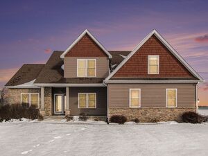 For Sale: $725,000 • 4bed • 3.5bath • 2784sqft • 3.17acres