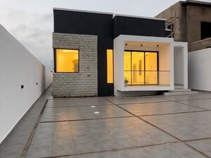 executive 3Bedroom townhouse @ Lakeside Estate/+233243321202