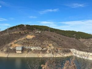 3500s.m old Building for investment near Dam