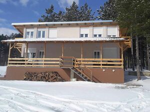 I am selling a holiday home in Divcibare-Tometino Polje