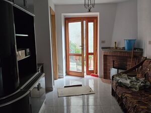 Independent Apartment in an Authentic Italian Village