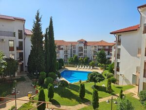 Pool view 1-bedroom apartment for sale in Complex Compass