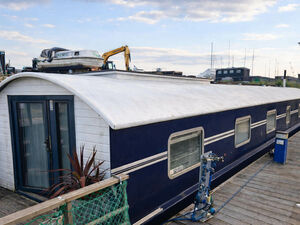 Stunning Purpose Built Floating Home - Alegria  £100,000